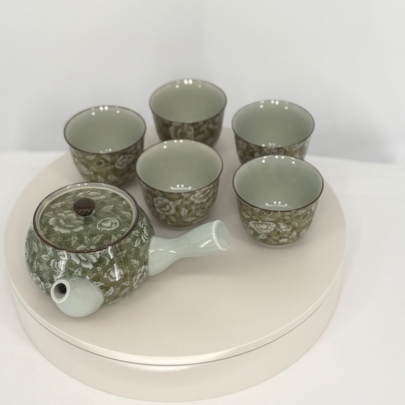 Arita Ware Japanese Tea Set Green Floral Teapot Cups Made in Japan Vintage 96-04